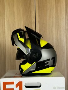 Prilba Schuberth E1 - 8