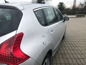 Peugeot 3008 2.0 HDi FAP Platinum Disp,Park.Sen,Bt.2.MAJI - 8