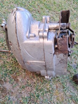 Motor jawa 250 - 8