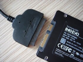 Vysokorýchlostný adaptér na pripojenie HDD/SSD k PC SATA/USB - 8