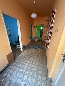 RD s pozemkom 850m2 - Nesvady-Családi ház telekkel 850m2 - N - 8