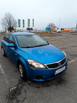 Kia Cee´d 1.4 CVVT 105k LX SR 2majiteľ - 8