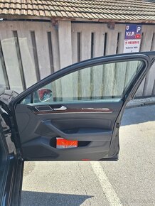 Na predaj Volkswagen PassatVar. Hig2.0 BiTDISCR 240k - 8