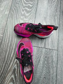 Profesionalne bezecke tenisky Nike Air Zoomx Atomknit - 8