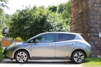 Nissan Leaf - 8