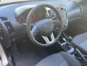 Kia Cee'd r.v.2012 1.majitel iba  74 000km - 8