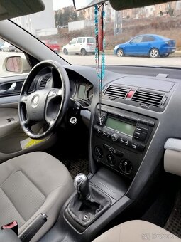 Škoda Octavia 2, 1.9 TDI, 320 000km - 8