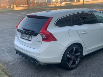 Predám vozidlo Volvo V60 Rdesign - 8