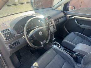 Volkswagen Touran 1.9 TDI DSG 6 - 8