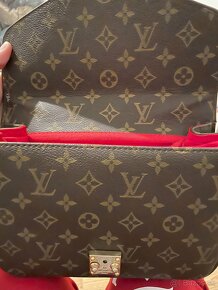 Kabelka Louis Vuitton - 8