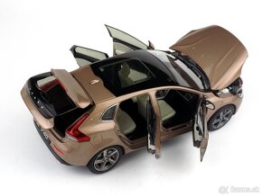 VOLVO V40 - 1:18 PAUDI - 8