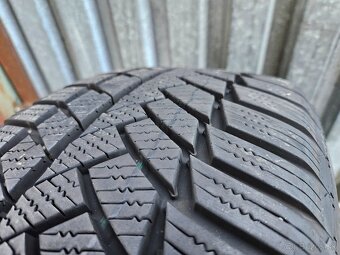 Zimné pneumatiky Continental - 225/55 r17 - 8