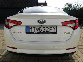 Kia Optima 2.0-Hybrid AT/6 - 8