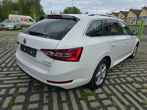 Škoda Superb Combi 2.0 TDI 4x4 Style - 8