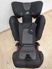 Detská autosedačka Britax Römer Kidfix III S - 8