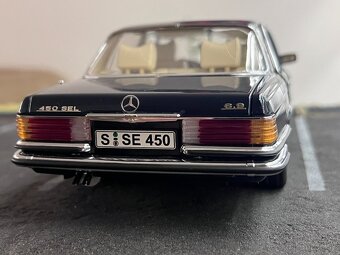 1:18 Mercedes-Benz 450 SEL 6.9 (W116) Blue - Revell - 8