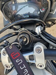 Triumph Street Triple 765 R r.v.: 2020 prvý majiteľ - 8