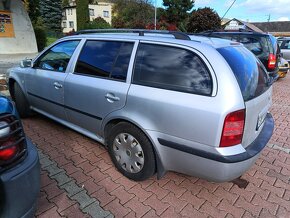 Škoda Octavia - 8