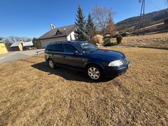 Volkswagen Passat 1.9tdi,2xsada pneu - 8