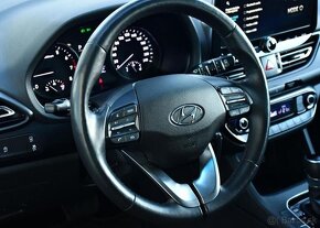 Hyundai i30 1,0T-GDi NAVI KAMERA ČR 88 kw - 8