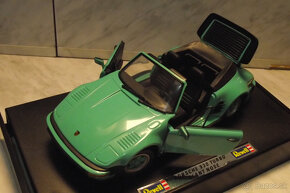 1:18 Porsche 930 - 8