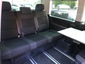 Volkswagen Multivan 2.0 TDI 2011 - 8