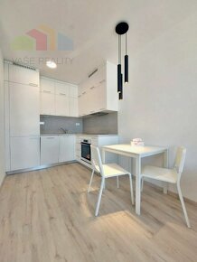 Na prenájom 2-izbový s balkónom, 59 m², NUPPU, ihneď voľný - 8