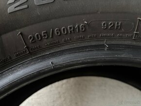 95% stav 205/60 r16 92 H Zimne - 8