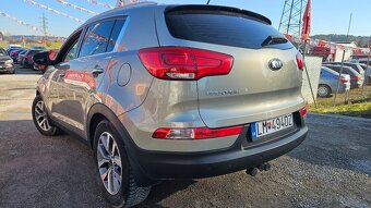 Kia Sportage 1.7 CRDi 2WD Team Slovakia Edition - 8