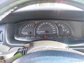 OPEL VECTRA  B 1.8 16v - 8