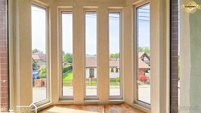 3podlažný RD s jedinečnou architektúrou a veľkým potenciálom - 8