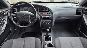 Hyundai Elantra 1.6 16V DOHC tažné klima 110tkm ČR STK 12/26 - 8