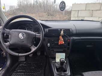 VW PASSAT B5.5 - 8