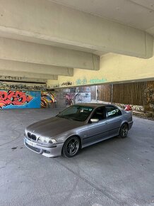 Bmw e39 540i - 8