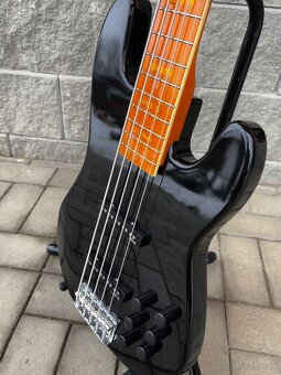 Basgitara - 8