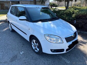 Skoda fabia 1.4 16v - 8