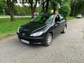 Peugeot 206 1.4i benzín 2006 - 8