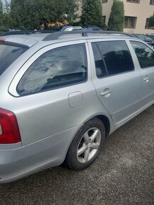 ŠKODA OCTAVIA 2 COMBI 2009 1.6 TDI 77KW - 8