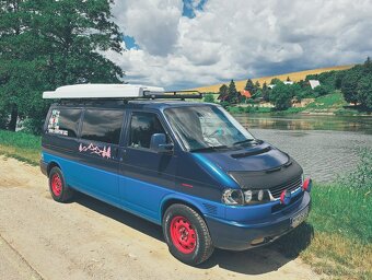 VW T4 Caravelle SYNCRO 2,5i - 8