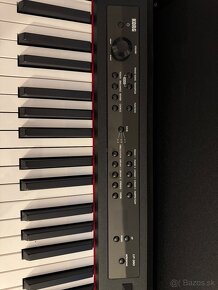 Korg LP-380 Čierna Digitálne piano - 8