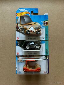 Hot Wheels - 8