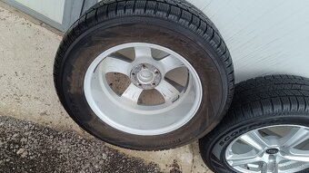 Sada elektrónov KIA s pneu PIRELLI SCORPION 235/65 R17 108H - 8