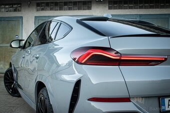 BMW X6 xDrive M60i - ZÁRUKA, BEZPLATNÝ SERVIS, 1. MAJITEĽ - 8