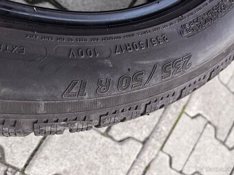 235/50R17 Michelin zimne - 8