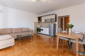 Trogir, Seget Donji – zariadené apartmány s výhľadom na more - 8