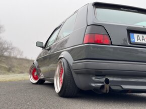 Volkswagen Golf MK2 GTI 1.8 - 8