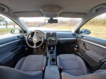 Volkswagen Jetta 2.0 TDi 103kW M6 - 8