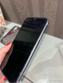 Iphone 11 128GB fialový - 8