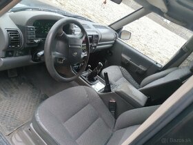 Land Rover Discovery 2 - 8