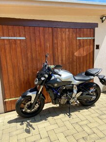 yamaha mt07 - 8